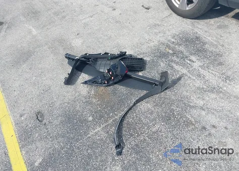 2025 Toyota Rav4 Xle из США, поврежденный, VIN 2T3P1RFV4SC536839